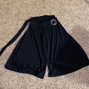 Amy Byer Gauchos Shorts w/ Tie